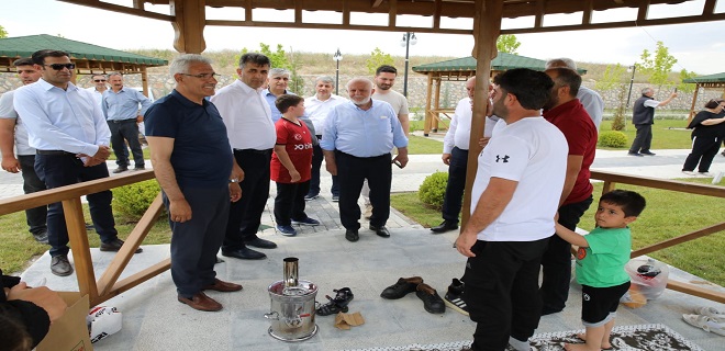 BATTALGAZİ’DEKİ YATIRIMLARI GEZDİ
