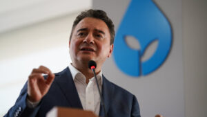 Ali Babacan: Devlet 400 milyar faiz ödüyor